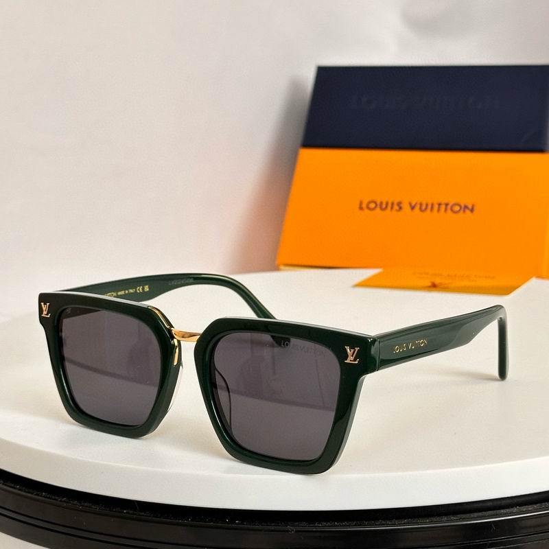 LV Sunglasses 272